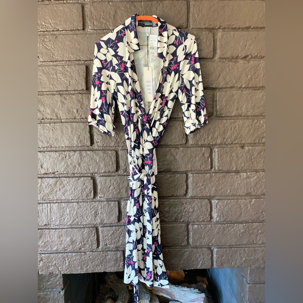 DVF NWT wrap dress